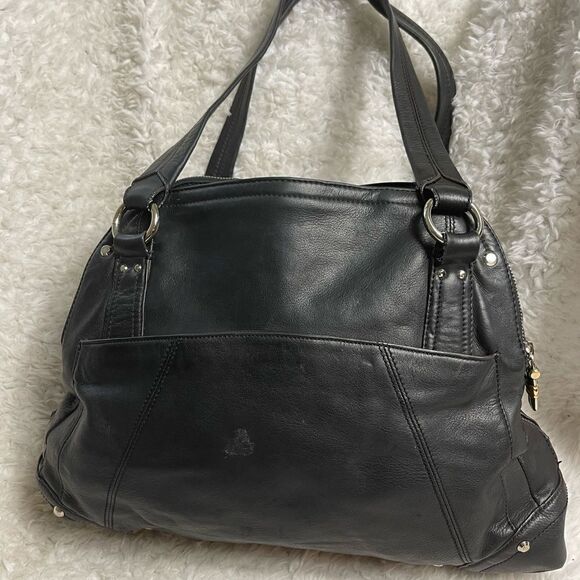 B Makowsky leather Black large shoulder bag gold & Silver tone hardwares. - Picture 7 of 16